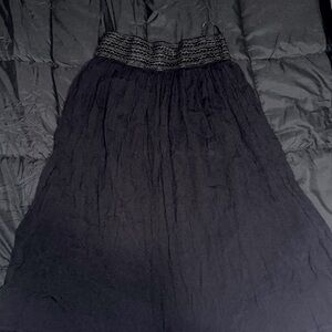 Black skirt (midi length)